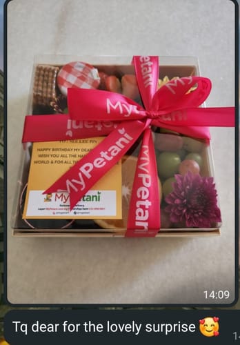 Customer photo review of Signature Fruit Platter