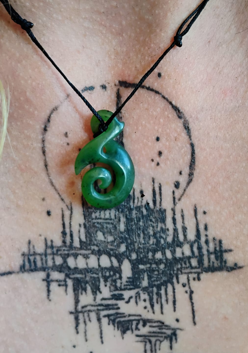 Customer photo review of Small Pikopiko Pikorua Pendant