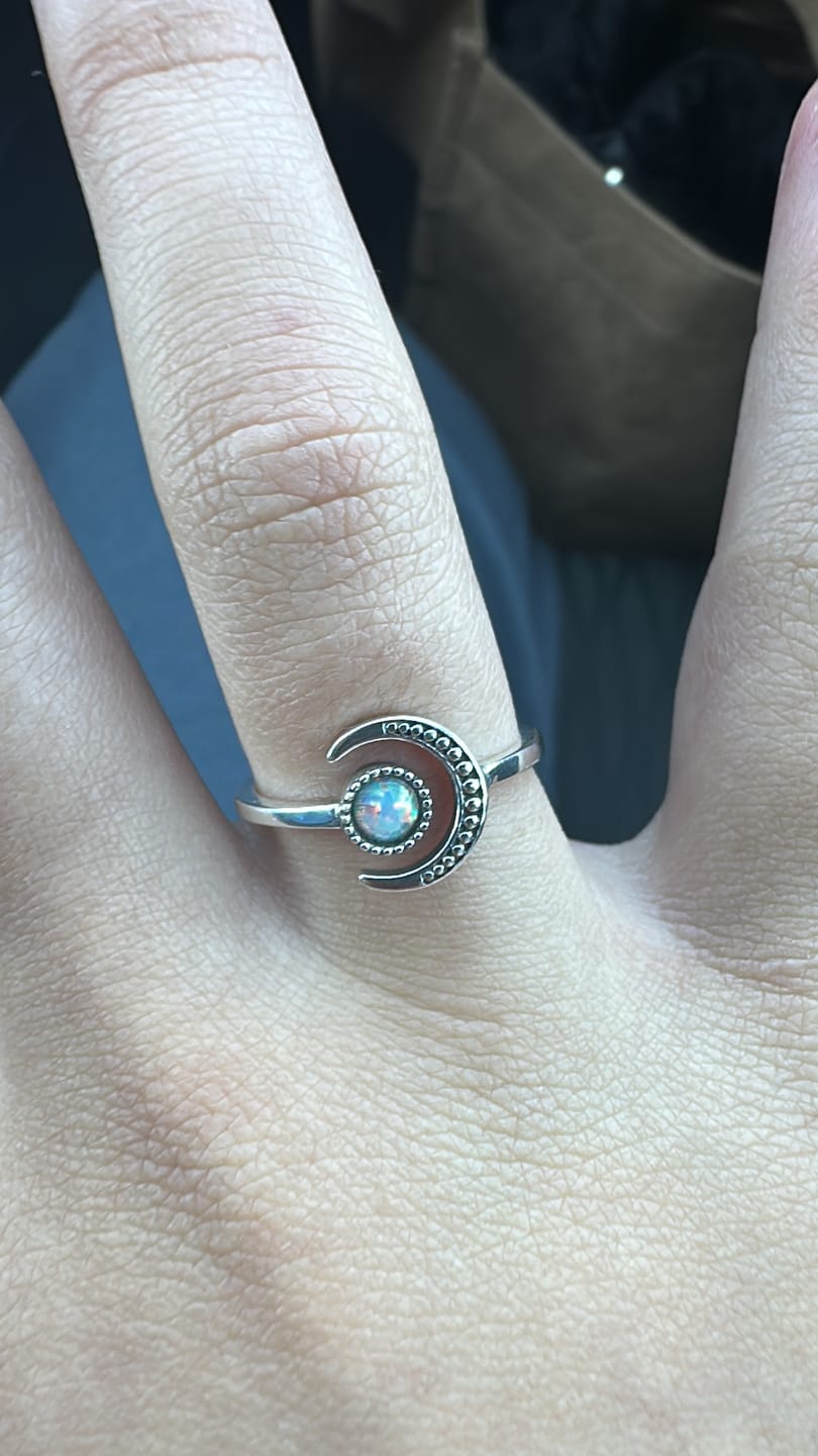 Customer photo review of Anillo Lunar