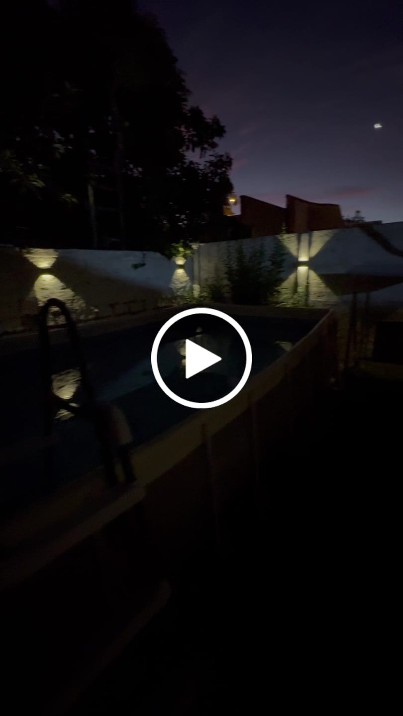 Customer video review of Estacas Acero Inoxidable - 4 Un. Luz Cálida/Fría IP65 12 cm Diámetro