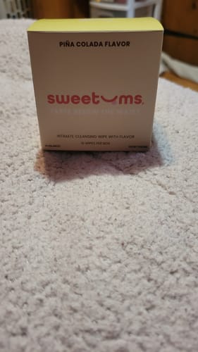 Customer photo review of Piña Colada Flavored Wipes