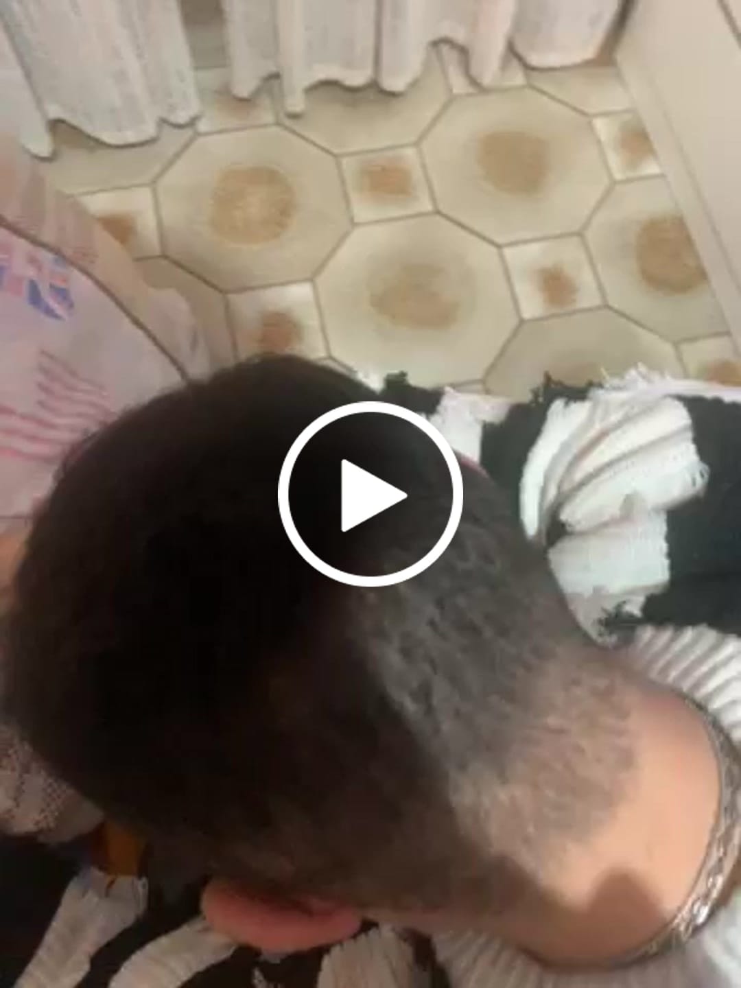 Customer video review of Fissatore Spray Lacca per Capelli 120ml