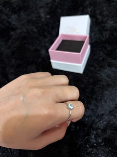 Customer photo review of Silver Stereo Hearts Ring