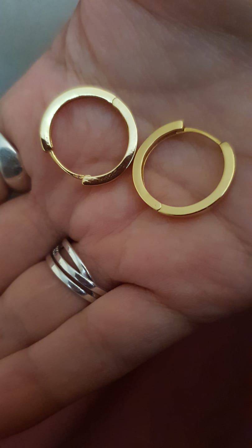 Customer photo review of ARGOLLAS LISAS 20MM BAÑADAS EN ORO