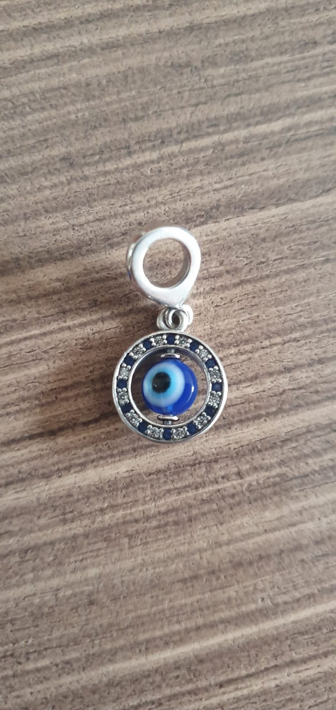 Customer photo review of Charm Ojo Turco Giratorio