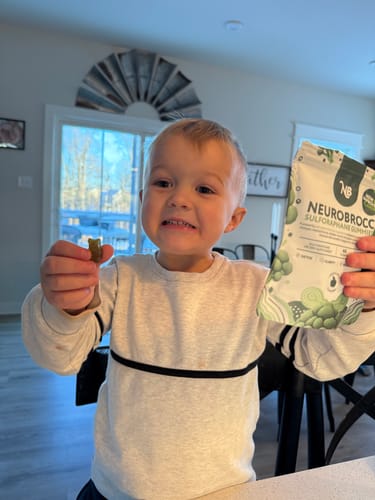 Customer photo review of NeuroBrocc Gummies