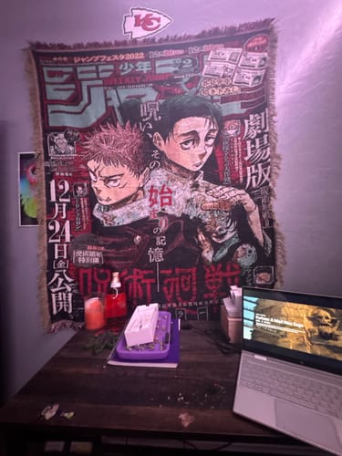 Customer photo review of Kaisen Jump Woven Blanket