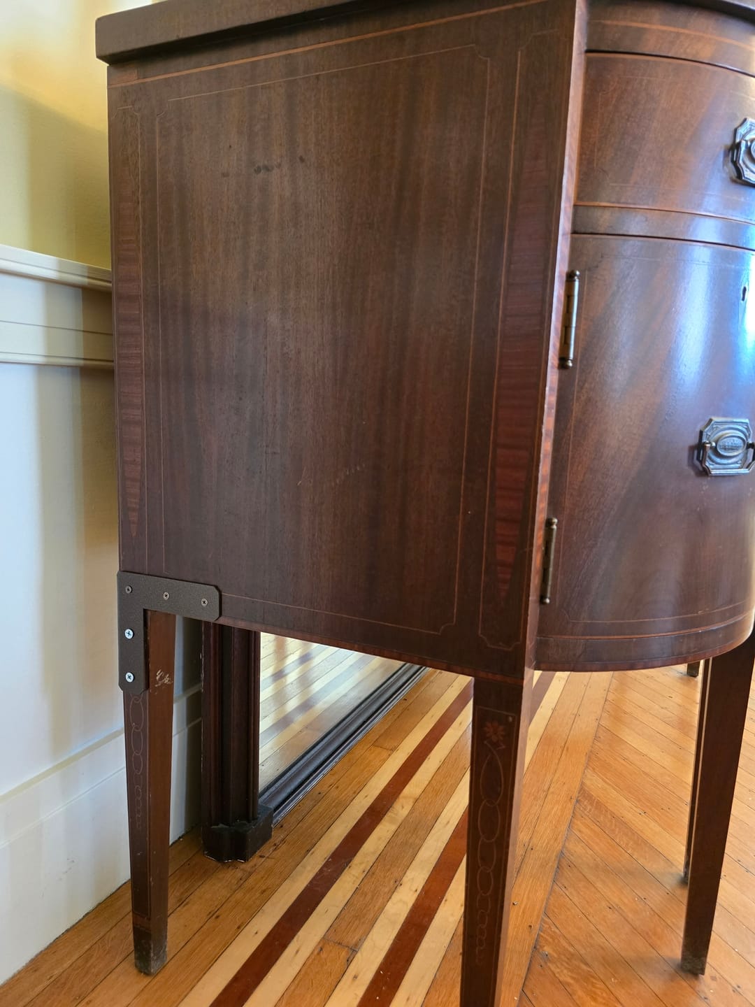 Customer photo review of Edge Bracket, L Brackets