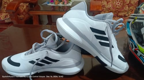 Customer photo review of adidas Bounce Legends Low Basketball Shoes