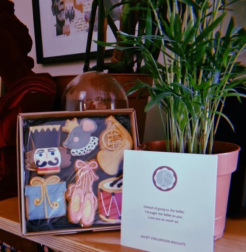 Customer photo review of The Nutcracker Biscuit Box