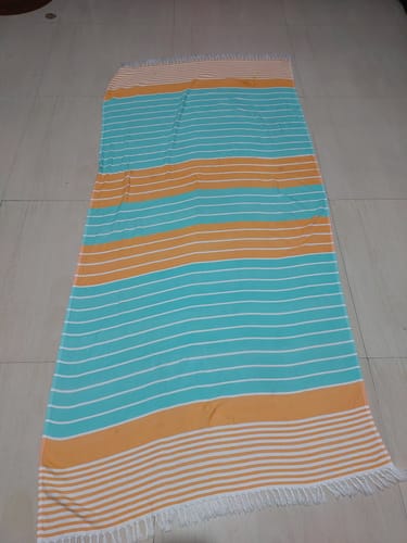 Customer photo review of Thulir Bamboo - Soft and Quick Absorbent Bath Towels in Assorted Colors (XL) | Uathayam