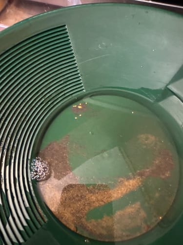 Customer photo review of Nugget Reserve 'MUSEUM SPECIMEN CHASE' - Gold Panning Paydirt Concentrate
