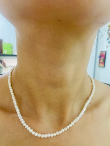 Customer photo review of Elegant Freshwater Pearl Necklace WN00105