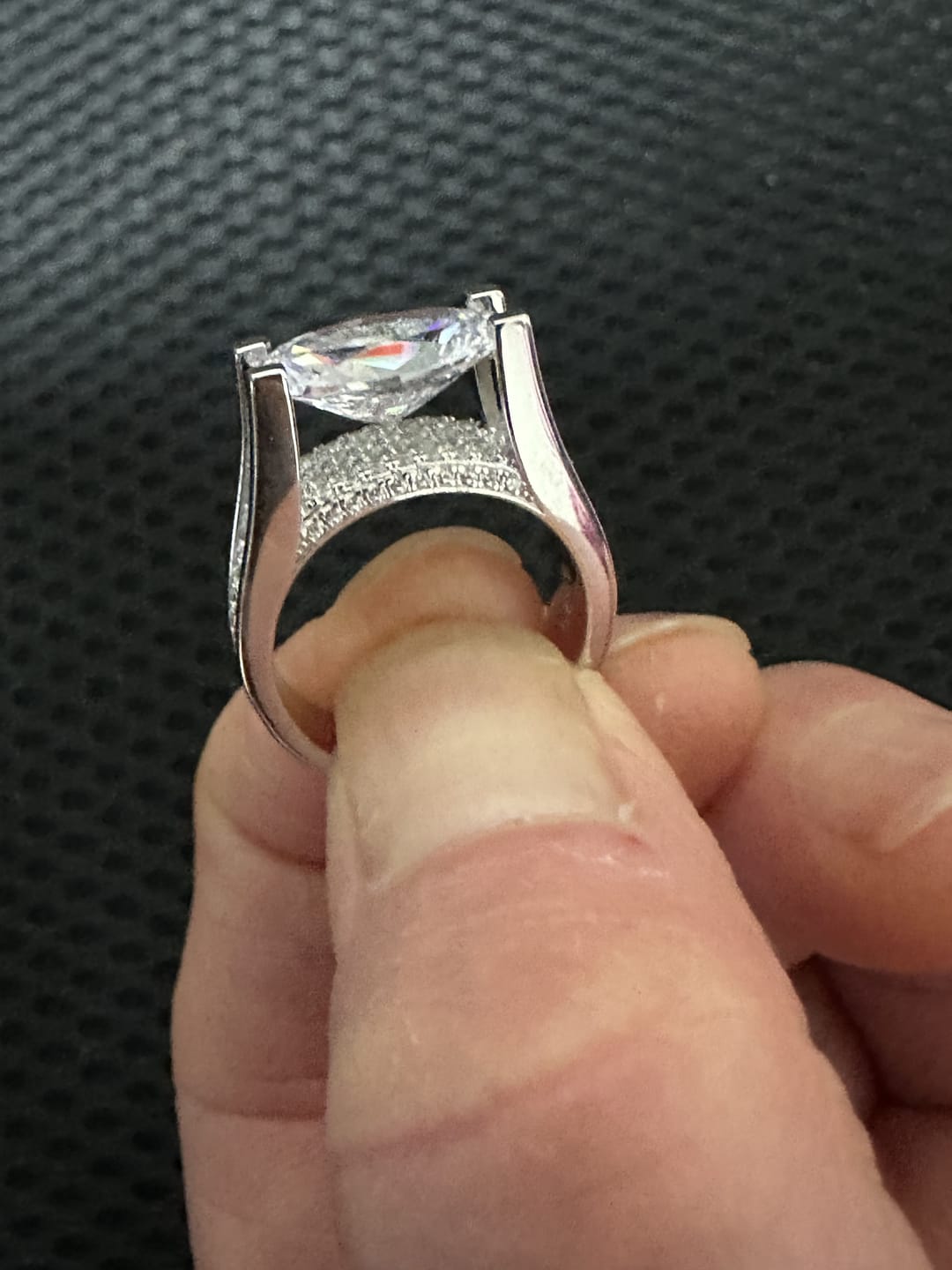 Customer photo review of Solarii New Arrived 5.0ct Oval Cut Engagement Ring