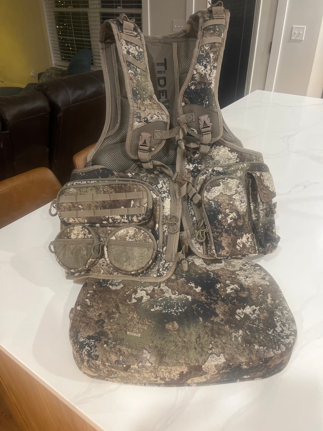 Customer photo review of Turkey Vest with Seat with Game Pouch and Kickstand