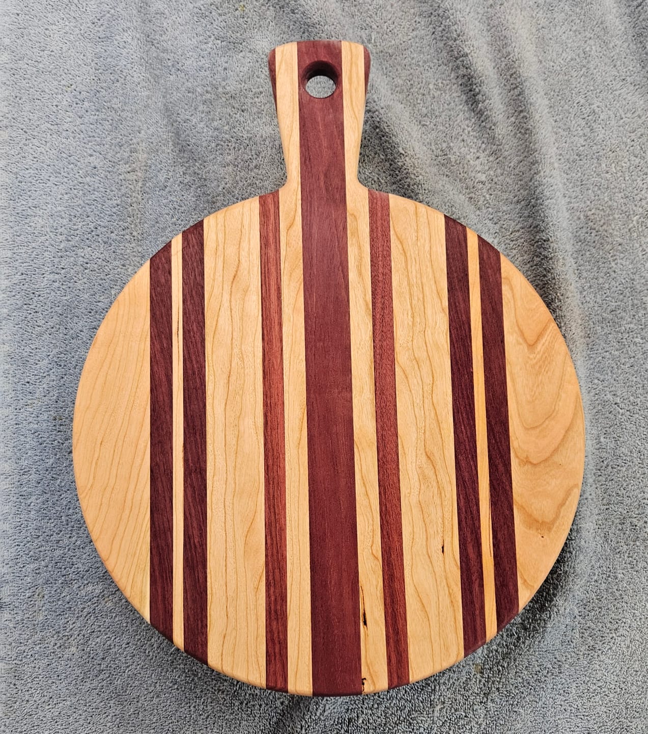 Customer photo review of 15.7x12" Small Round Charcuterie Board With Handle Acrylic Router Template