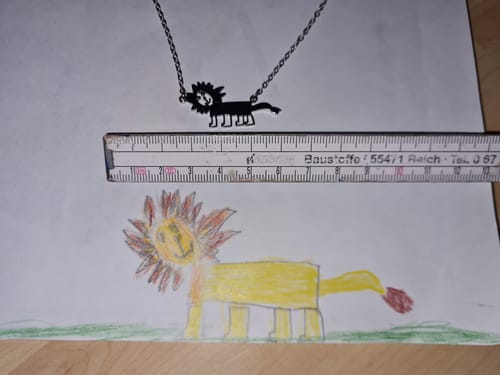 Customer photo review of Persönliche Kinderzeichnung als Halskette oder Anhänger