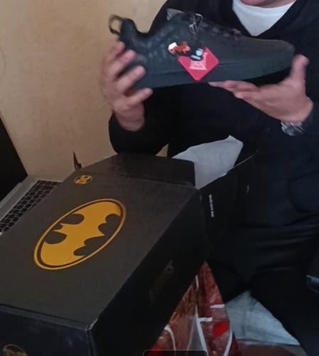 Customer photo review of Tenis Batman Men