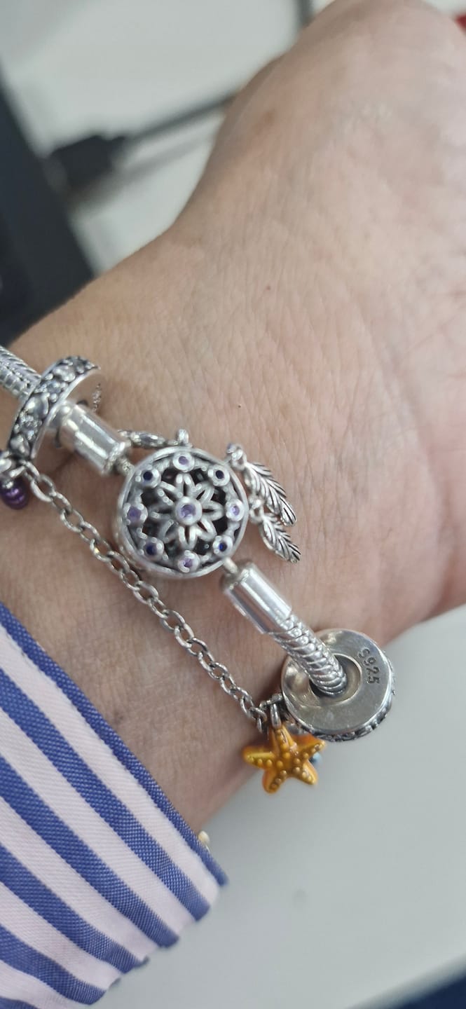 Customer photo review of Pulsera Atrapasueños Floral