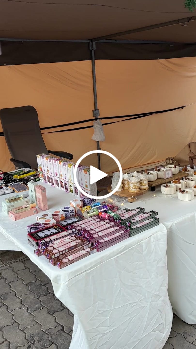 Customer video review of MECHAS DE MADERA SIMPLE