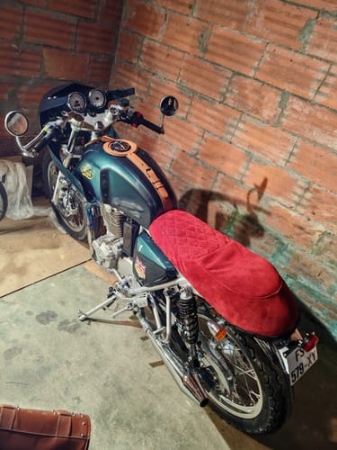Customer photo review of Sangle de réservoir Camel pour Royal Enfield Interceptor et Continentale GT 650