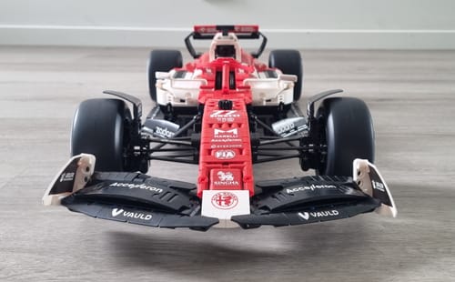 Customer photo review of The Official 2022 Alfa Romeo F1 Car 2305pcs