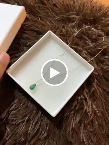 Customer video review of visno - Turquoise Tear shaped Drop Pendant