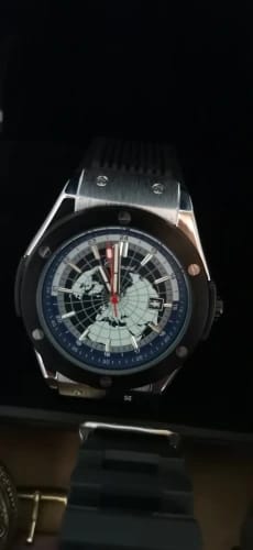 Customer photo review of Silicone World Map Military Quartz Watch World Map Dial — Navy Blue | KIMLUD