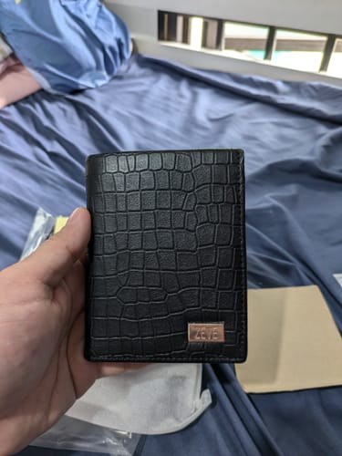 Customer photo review of Zeve Folding Wallet - Black Croco Leather