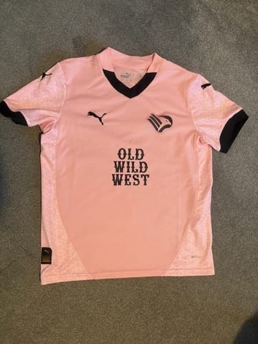 Customer photo review of Kids Mystery Football Shirt