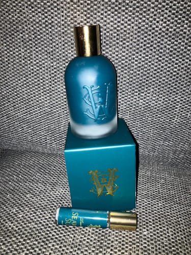 Customer photo review of Seawater suede