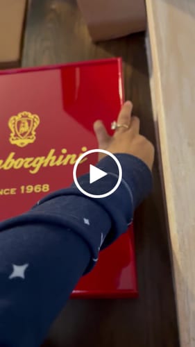 Customer video review of Lamborghini LUXE Red Collection with Gift Set