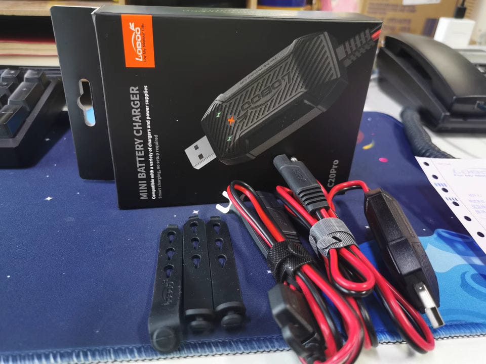 Customer photo review of LOBOO C20Pro Mini Intelligent Battery Charger - USB-Powered 6-Stage Charger for 12V Lead-Acid & LiFePO4 Batteries - Portable 18W Maintenance for ADV Motorcycles