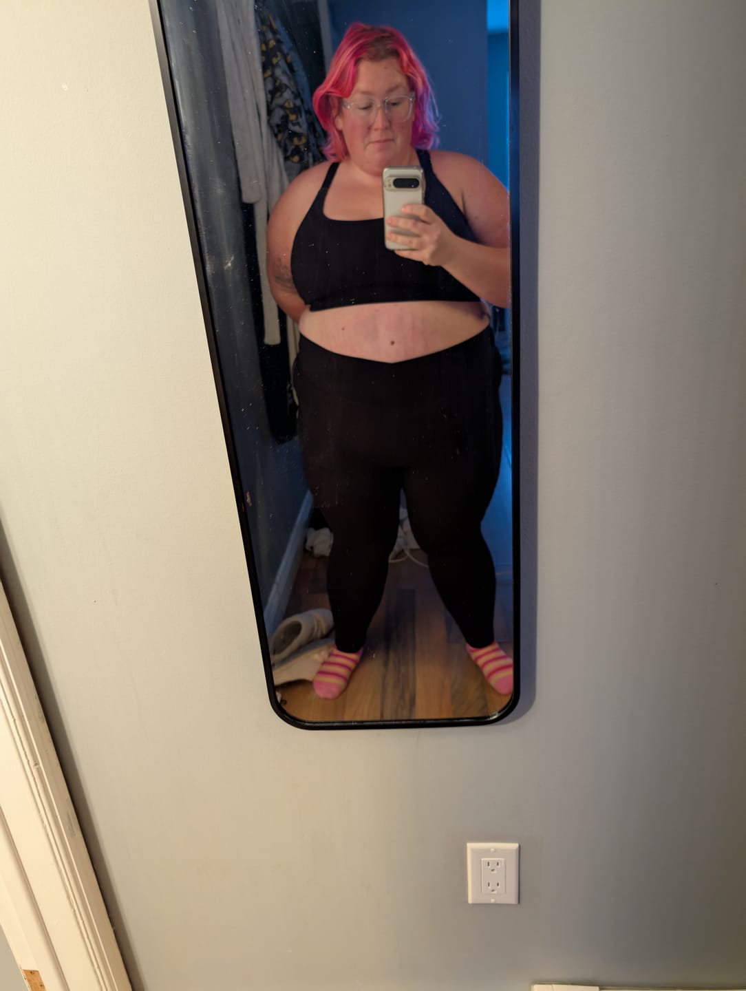 Customer photo review of Bestie Leggings