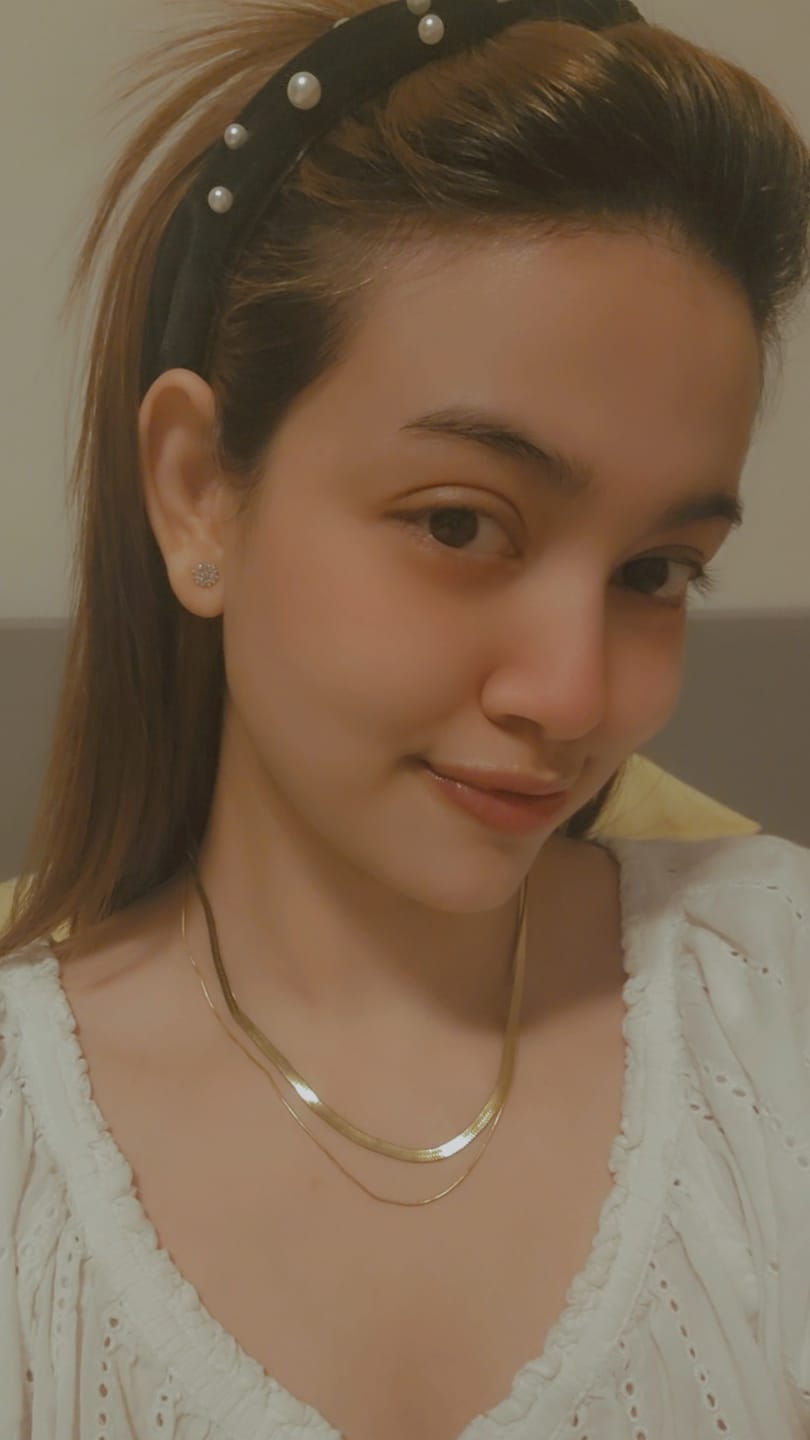 Customer photo review of Layla 18K Gold Layered Necklace