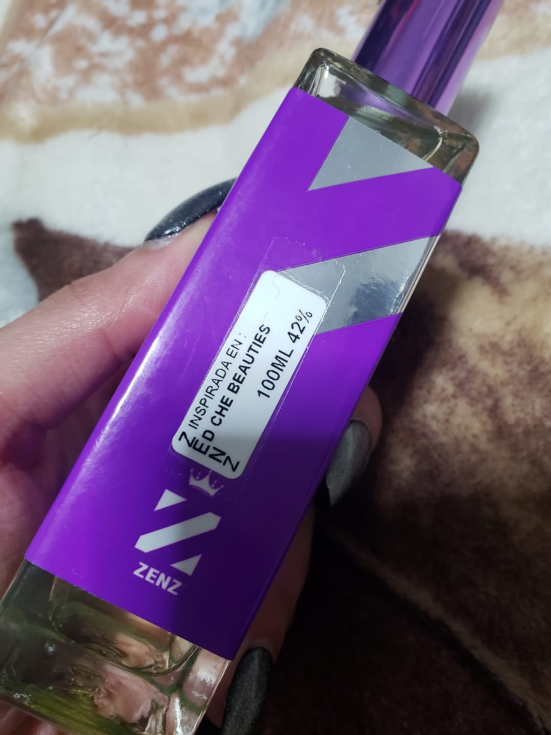 Customer photo review of Perfume Tendencia D CH BEAUTIES zenz
