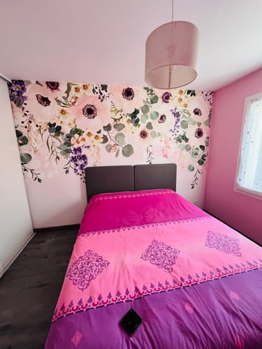 Customer photo review of Papier peint panoramique tête de lit floral Provence
