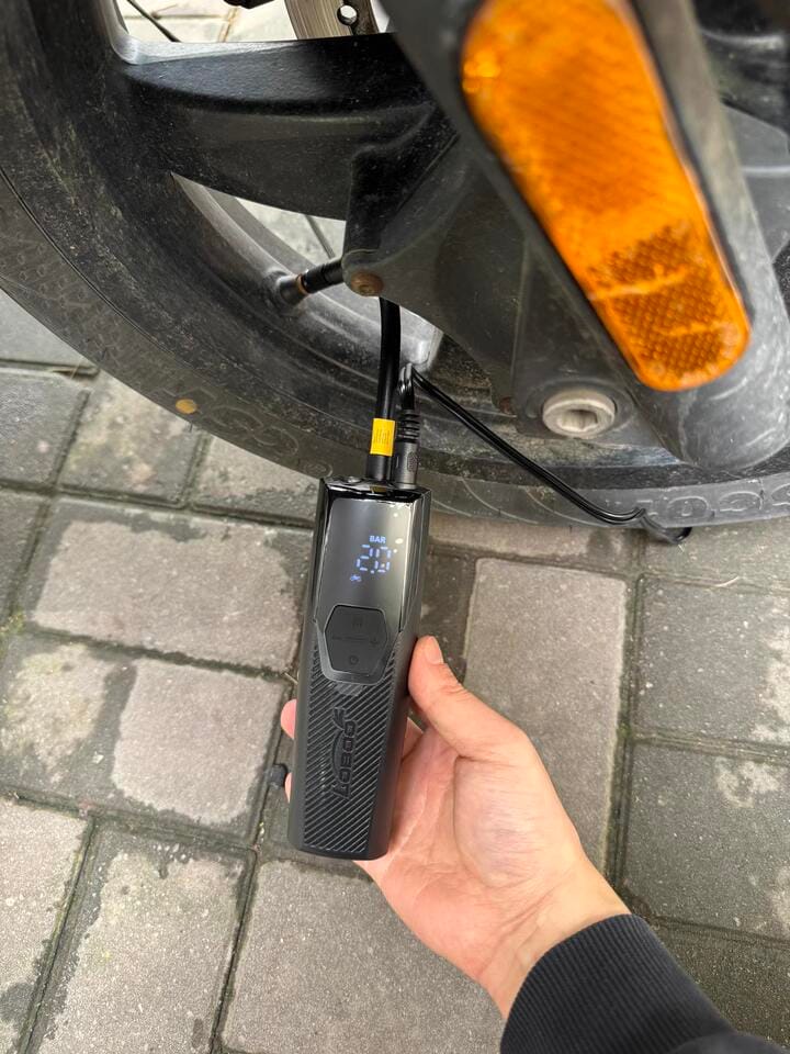 Customer photo review of LOBOO CP06 Portable Air Compressor | 12V DC Corded Tire Inflator with LED Light (150 PSI)