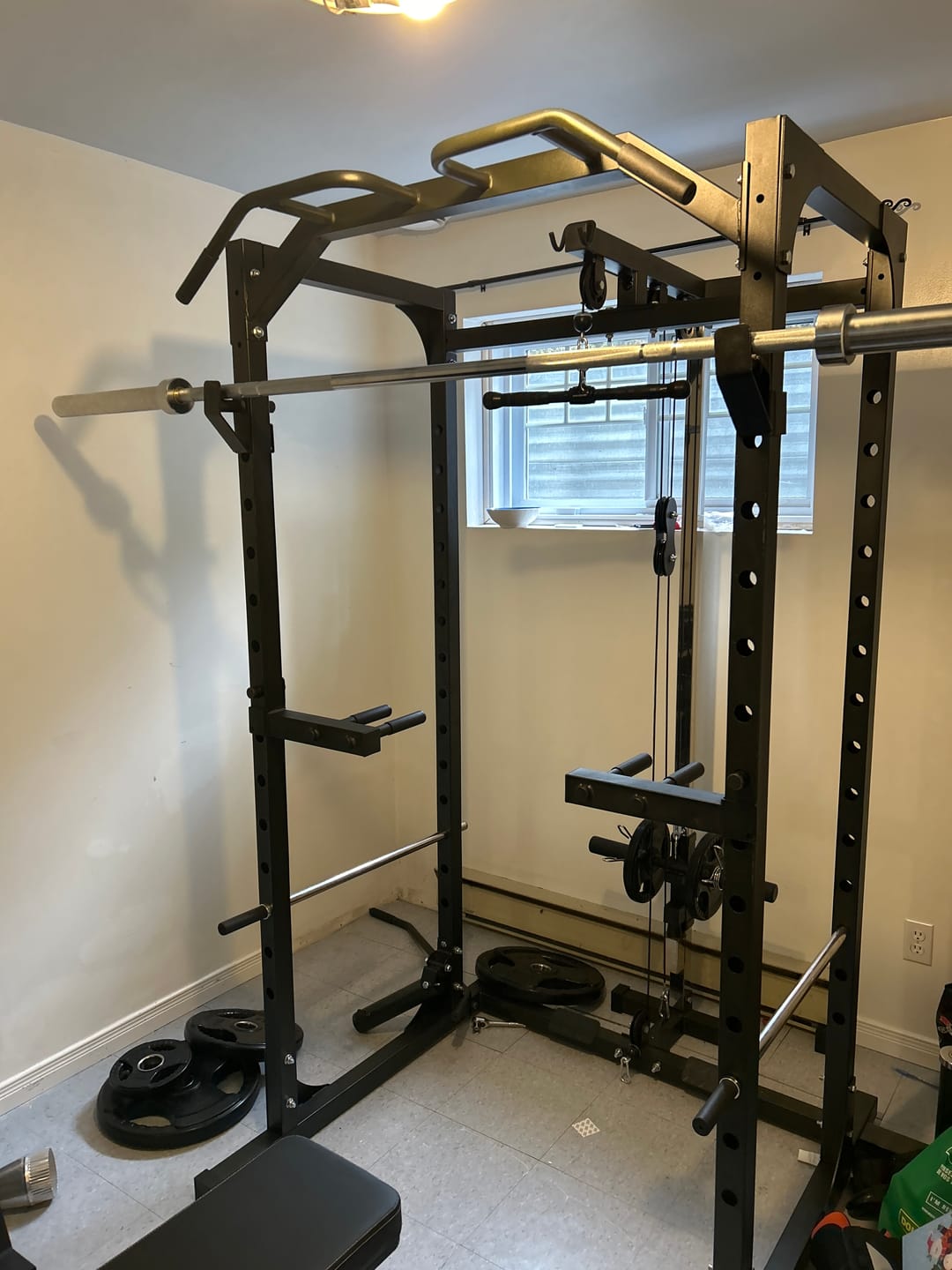 Customer photo review of Power rack Cage de musculation avec poulie haute et basse et accessoires