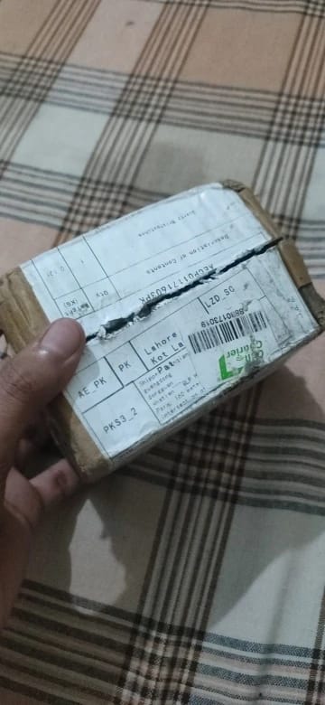 Customer photo review of Silicone World Map Military Quartz Watch World Map Dial — Navy Blue | KIMLUD