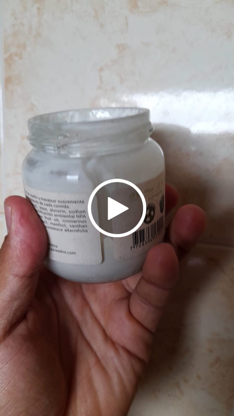 Customer video review of Crema dental sin flúor Gaia