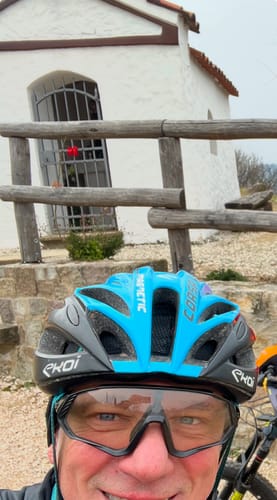 Customer photo review of Kapvoe Sunglasses Replacement Nose Pad