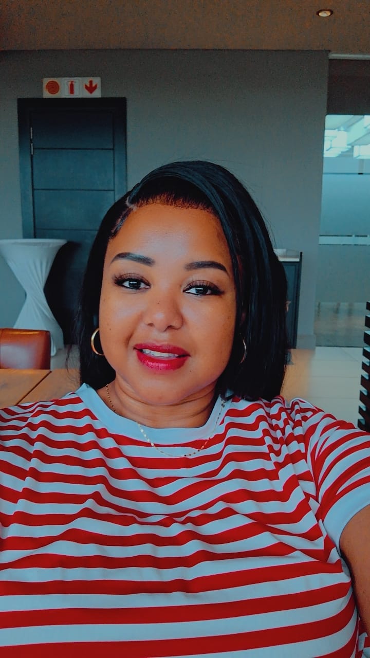 Customer photo review of KOURT - Brazilian 13x4 Lace Front Wig