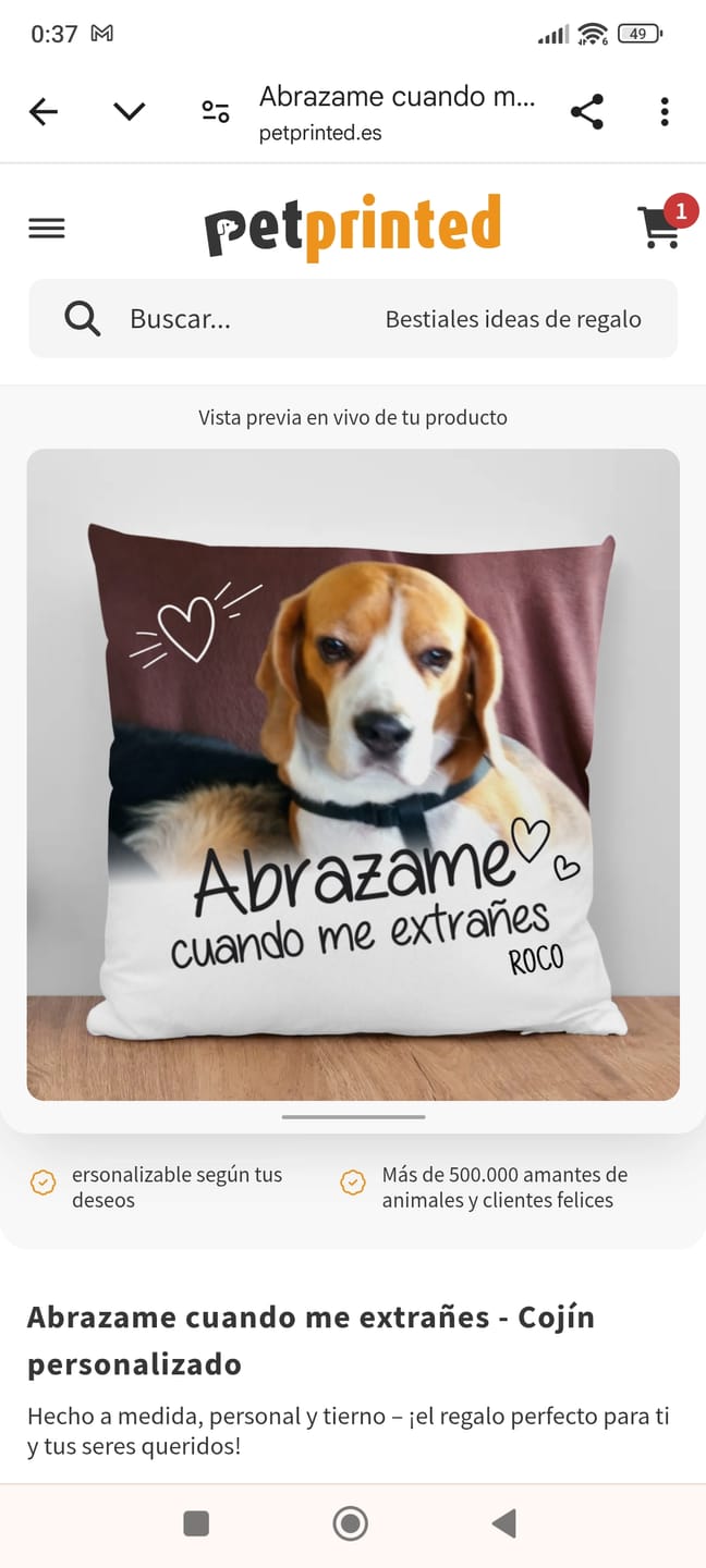Customer photo review of Abrazame cuando me extrañes - Cojín personalizado