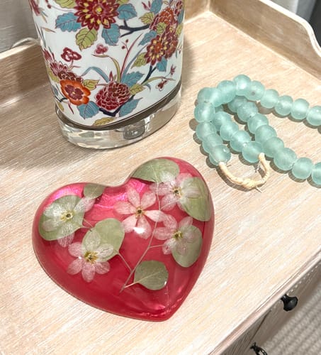 Customer photo review of 7.0x6.0x2.0" Rounded 3D Heart Silicone Mold