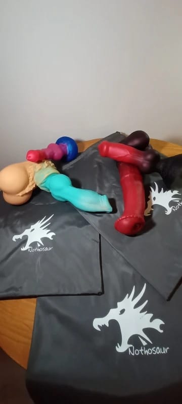 Customer photo review of Nothosaur GRAEMEN - Dog Dildo - Wolf Dildo - Knot Dildo