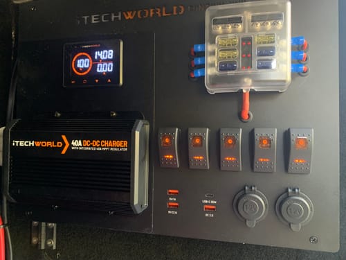 Customer photo review of iTechworld 12V Control Hub with 40A DCDC Charger iTECHDCDC40