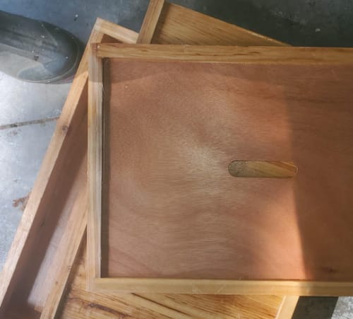 Customer photo review of (No Frame No Foundation)MayBee Hives Beekeeping Accessories Kit Hive Beeswax Coated 10 Frame Langstroth Beehive Include 1 Bee Deep Body And 1 Bee Super Hive Body (Metal Queen Excluder,Solid Bottom Board)