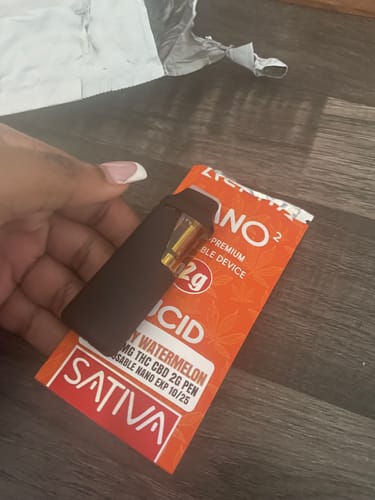 Customer photo review of Nano² BERRY WATERMELON Delta 9 THC + CBD Disposable Vape Pen 2g