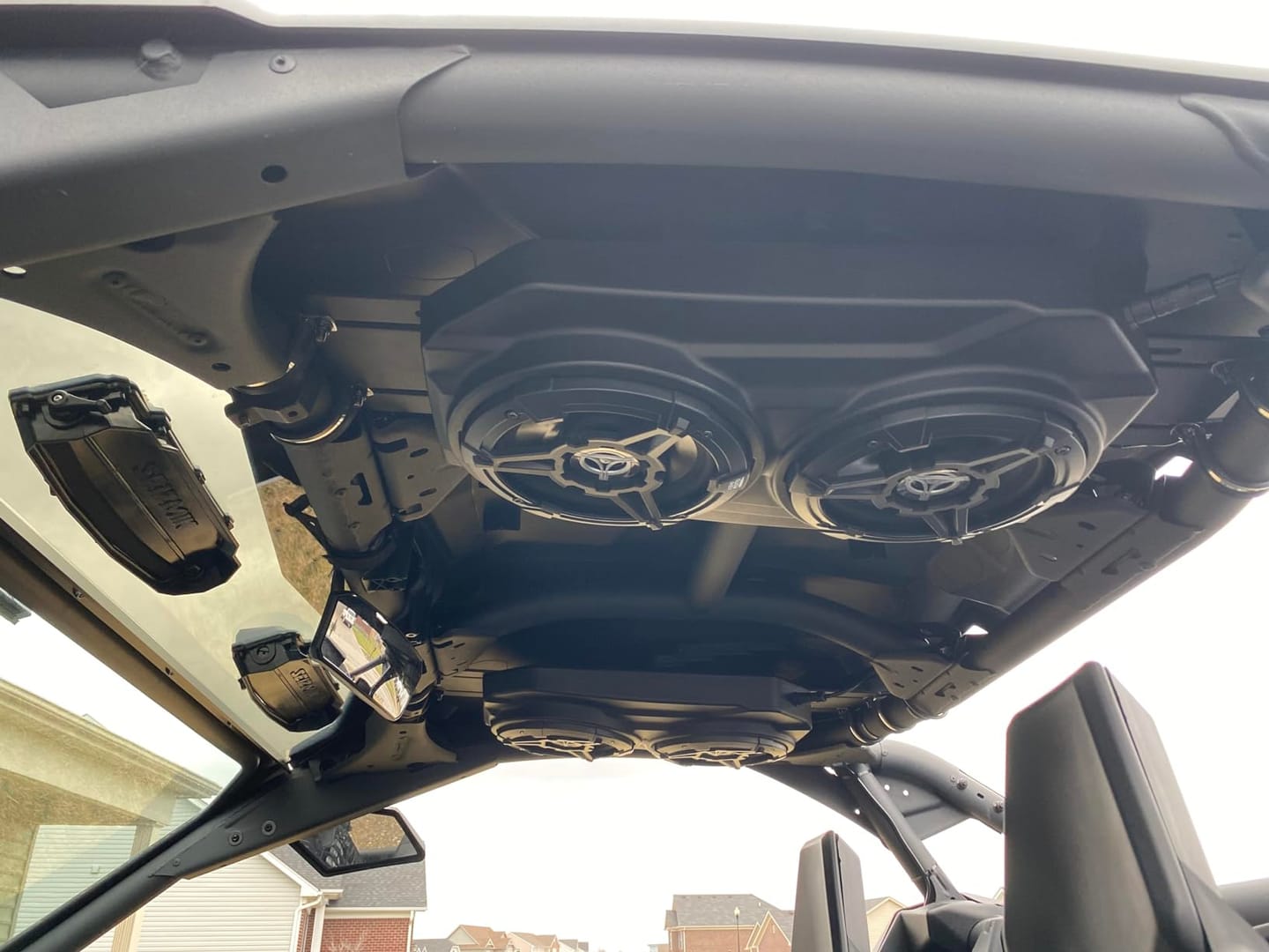 Customer photo review of UTV Sound System 6.5 Inch Speakers Overhead Stereo Bluetooth Fits 1.625-1.9in Roll Cages